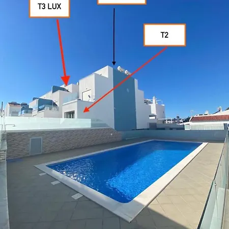 Luxury * Manta Rota