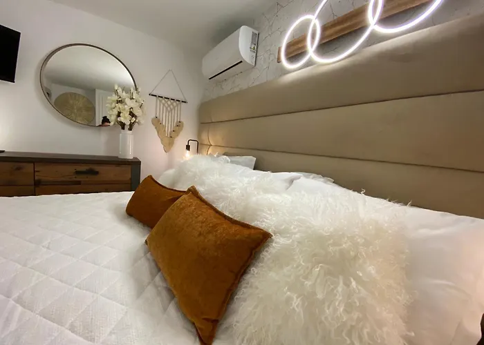 Luxury 아파트 만타로타